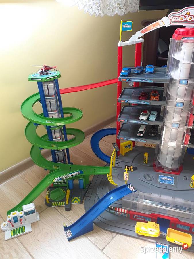 Garaż dźwiękowy Majorette winda samochodziki Skępe sprzedam