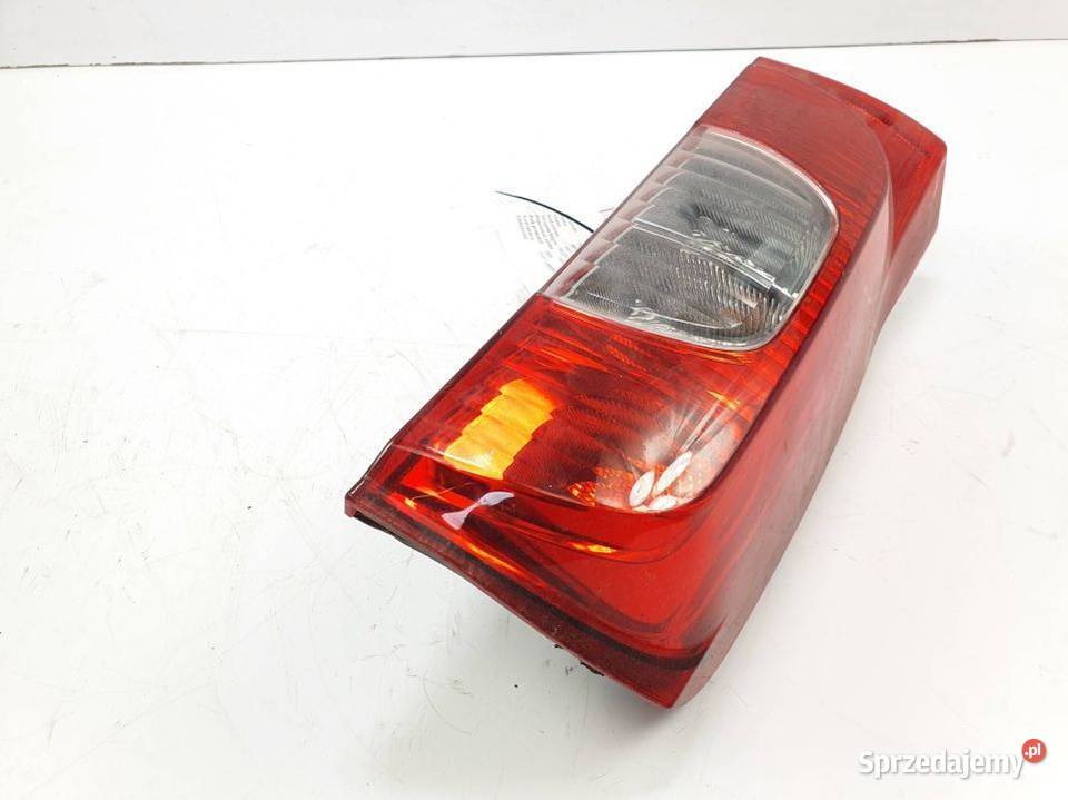 LAMPA LEWA TYŁ PEUGEOT BIPPER 01353206080