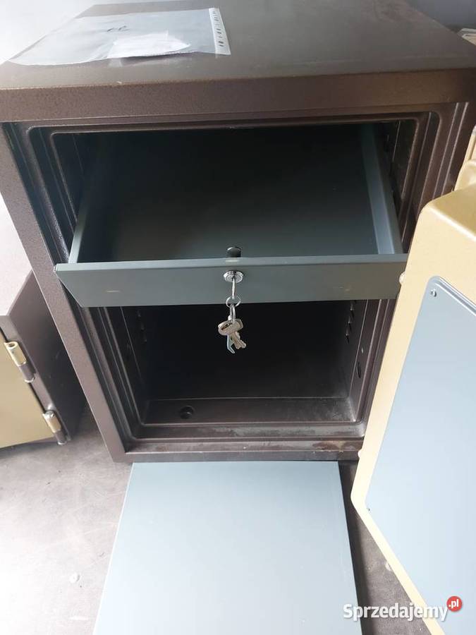 1 Kasa pancerna Diplomat ognioodporna Pozostałe dolnośląskie Miłków