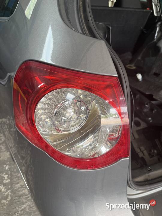Sprzedam lampy do Passata b6 z 2008 r lampy w łódzkie Pabianice