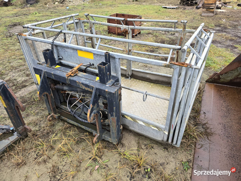 Ładowarka teleskopowa HOLLAND LM 1745 Turbo KOSZ warmińsko-mazurskie Korpele