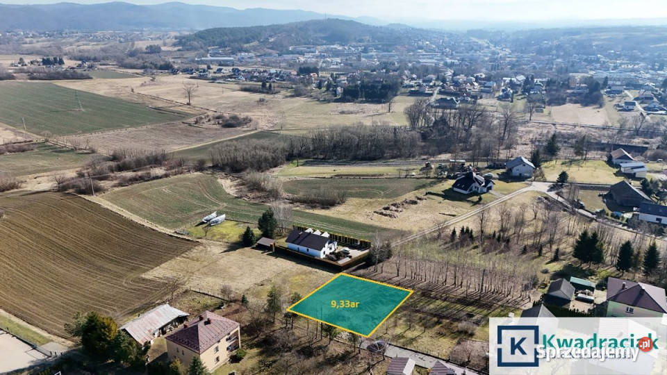 Grunt 933m2 Czerteż