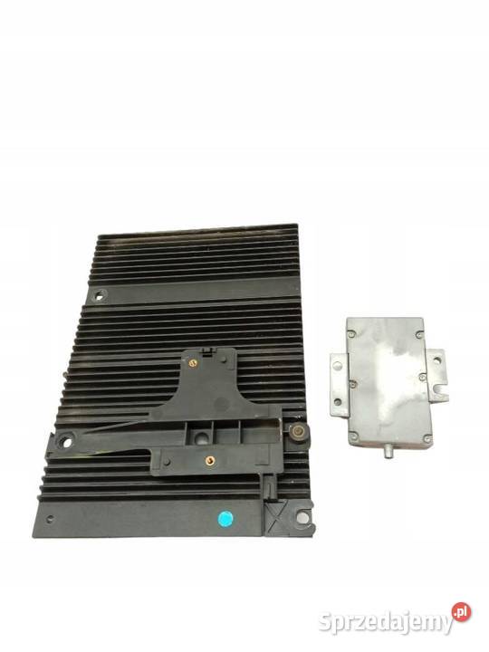 WZMACNIACZ AUDIO KOMPLET 307523377 30732824 Wyposażenie elektryczne