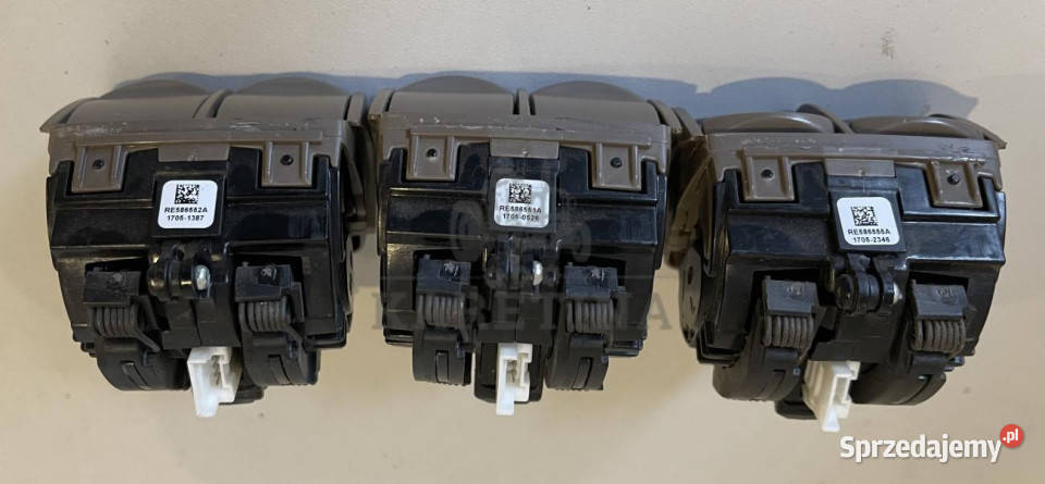 JOHN DEERE guziki sterowanie RE586555 RE586551