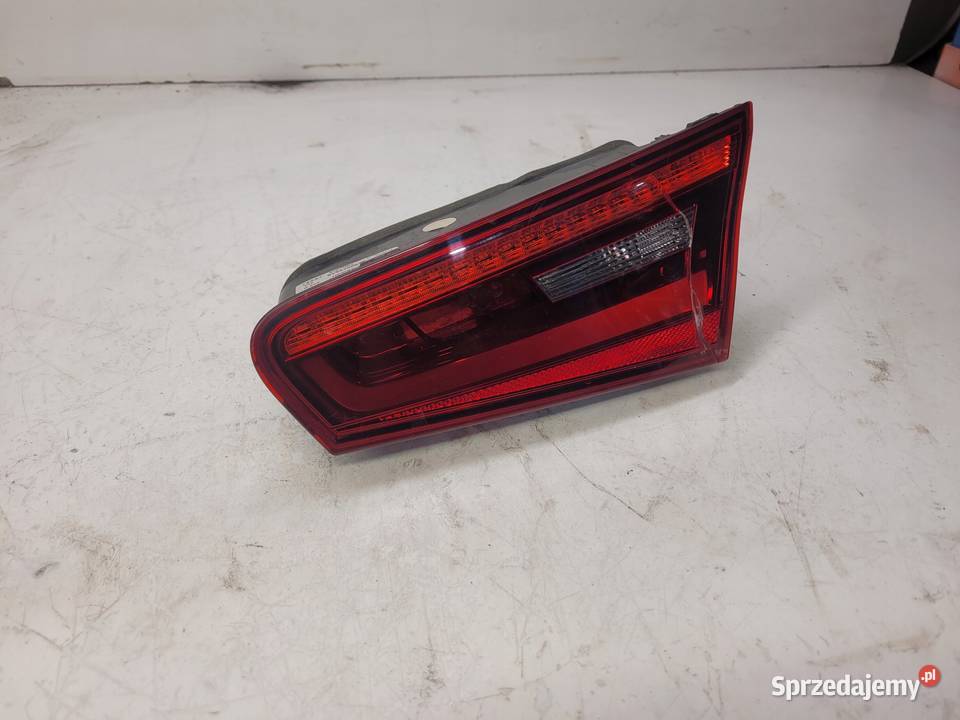 LAMPA PRAWY TYŁ W KLAPĘ AUDI A3 8V 3D 8V3945094B Przystajń