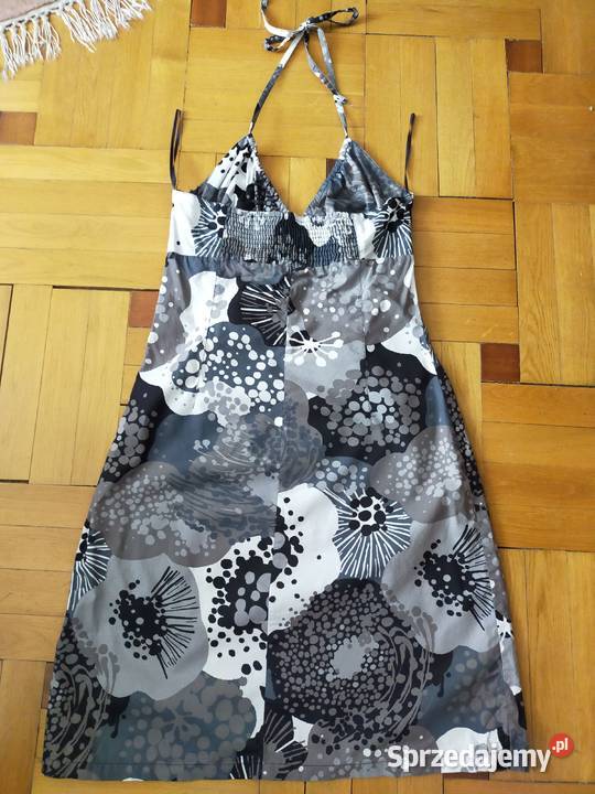 Sukienka młodzieżowa HM Siedlce