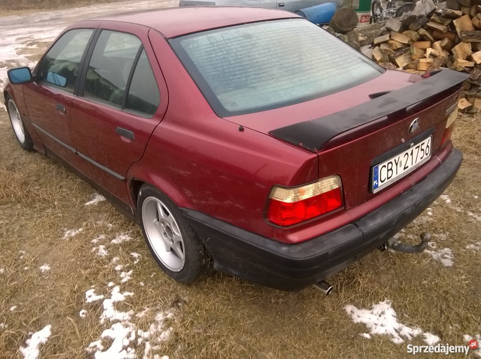 BMW 318 18 Benzyna LPG welurowa tapicerka Motoryzacja Czarże sprzedam