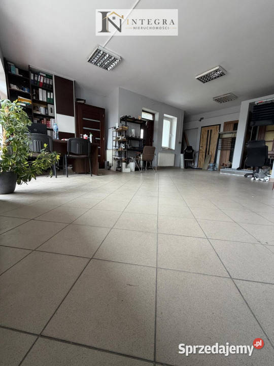 Gotowy lokal usługowy 60 m Mielec Torowa 1700 parking sprzedam