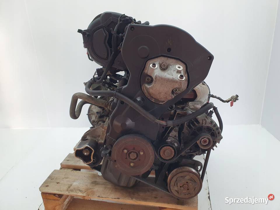 SILNIK KOMPLETNY Citroen C2 C3 C4 Berlingo Xsara Rudka sprzedam