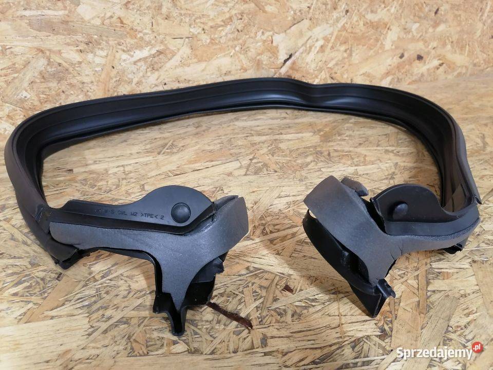 JEEP JK WRANGLER DOLNA USZCZELKA SZYBY CZOŁOWEJ Pleszew sprzedam