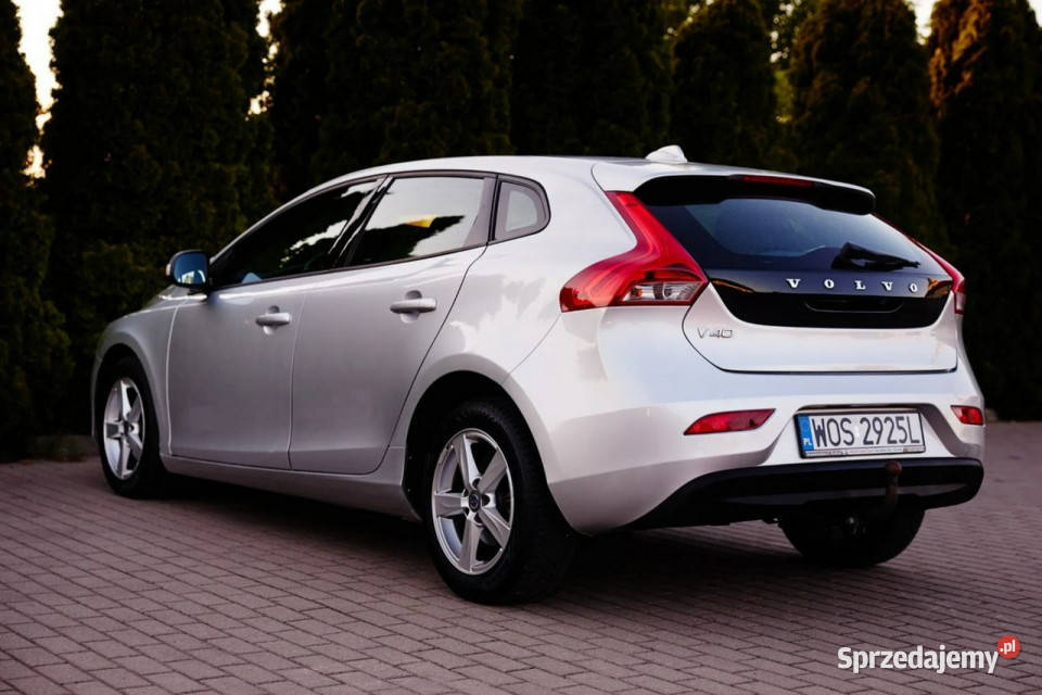 Volvo V40 20 D2KameraAluKinetic II 2012 lakier metallic Rzekuń sprzedam