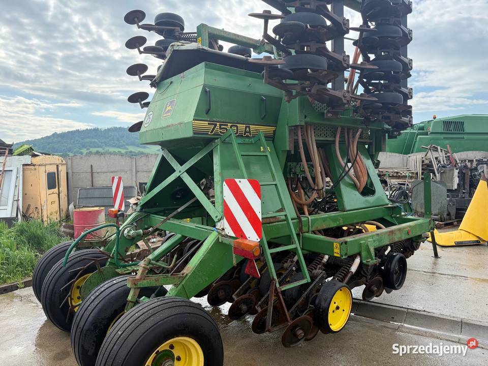 Siewnik zbożowy John Deere 750A szerokość Nowa Ruda