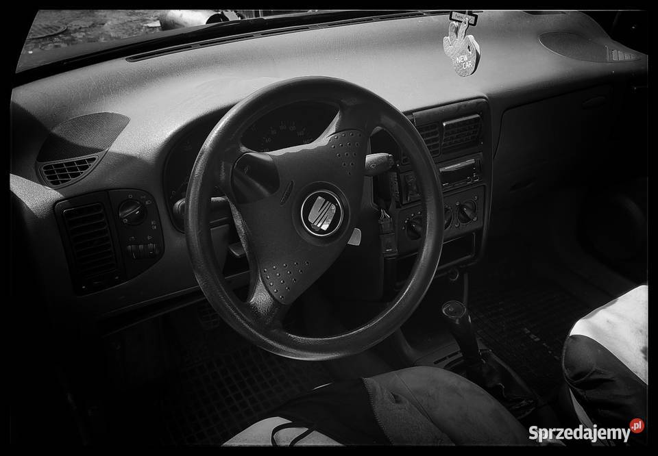 Seat Arosa lampy przód dwie sztuki lewa i prawa Pozostałe Żywiec