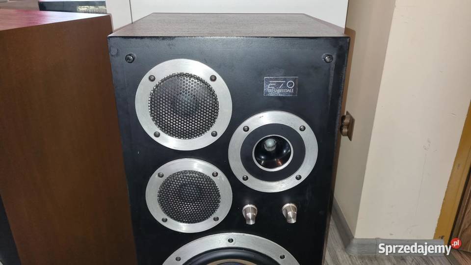 Potężne kolumny podłogowe Wharfedale E70 2x200W sprzedam