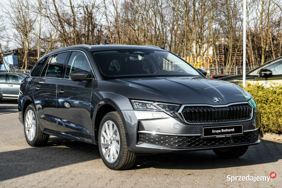 koda Octavia Combi Drive Selection 15 TSI mHEV wspomaganie kierownicy Škoda