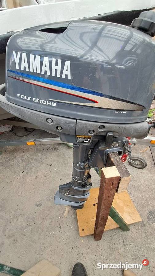 Silnik zaburtowy yamaha 4hp stopa L Pozostałe łódzkie Tomaszów Mazowiecki sprzedam