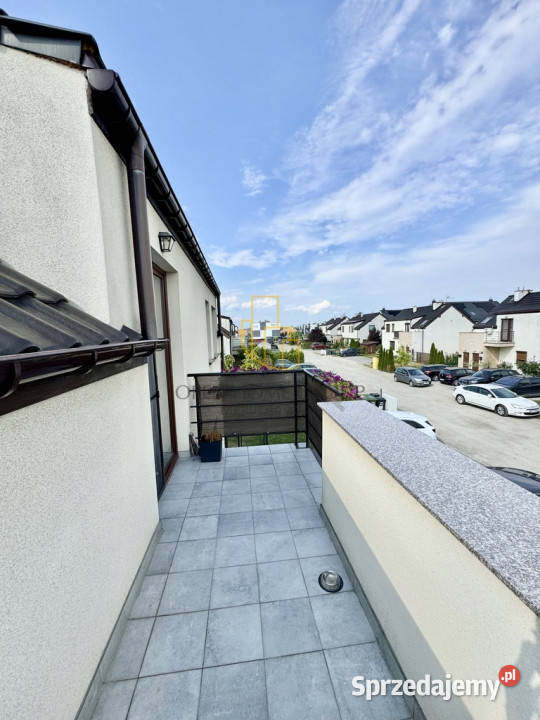 3 pokOk Leśnica balkon ogród strych parking Wrocław