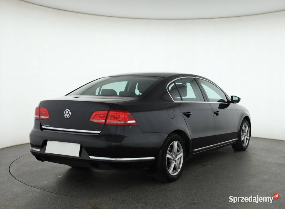 VW Passat 18 TSI reflektory ksenonowe