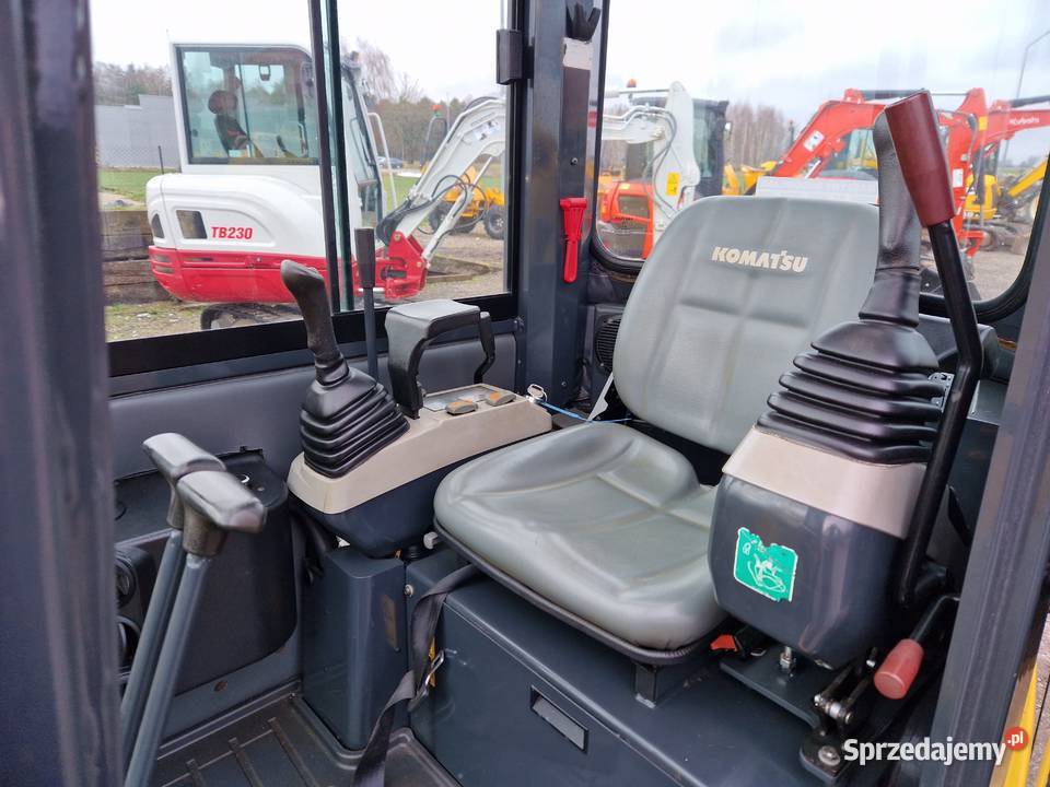 Minikoparka Komatsu PC 16R 2018r 1800mtg Ryżki sprzedam