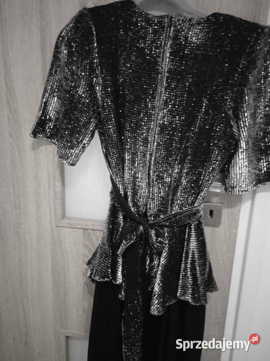 Sukienka na Sylwestra z dodatkami Kraków