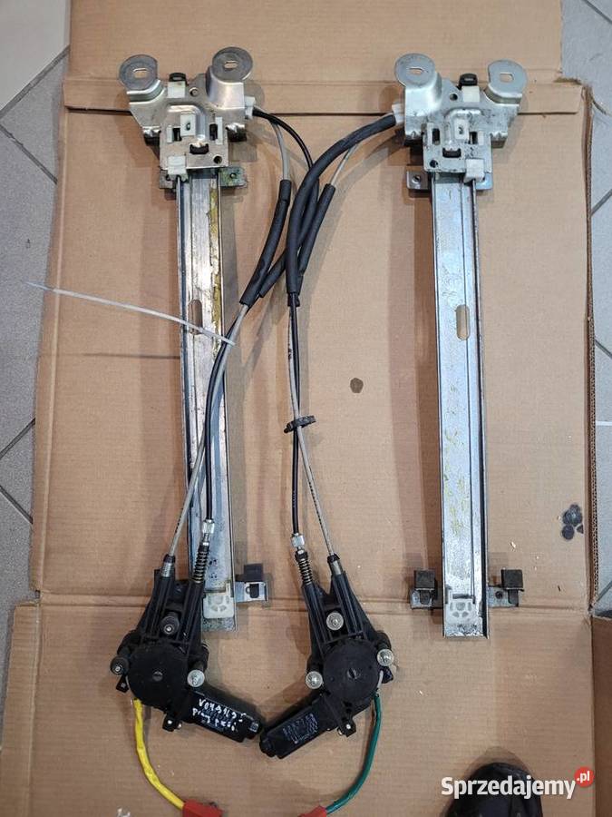 DODGE CARAVAN VOYAGER PODNOŚNIK SZYB 199195 Wrocław