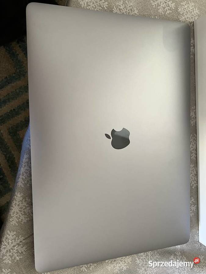 MacBook Pro 16 2019 A2141 16GB 512GB Radeon Apple