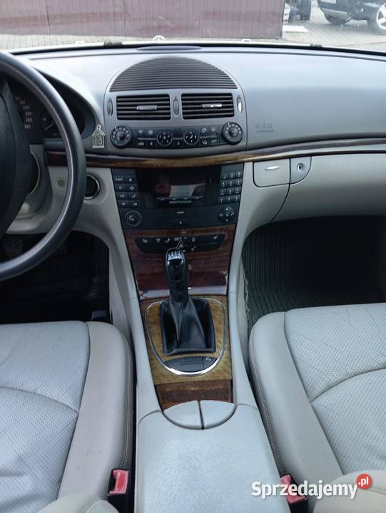 Mercedes W211 Biały 27 do jazdy małopolskie Krynica-Zdrój