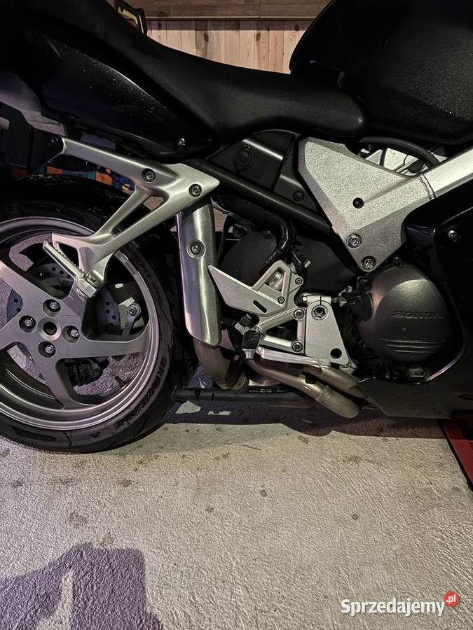 Honda vfr 800 vtec podkarpackie