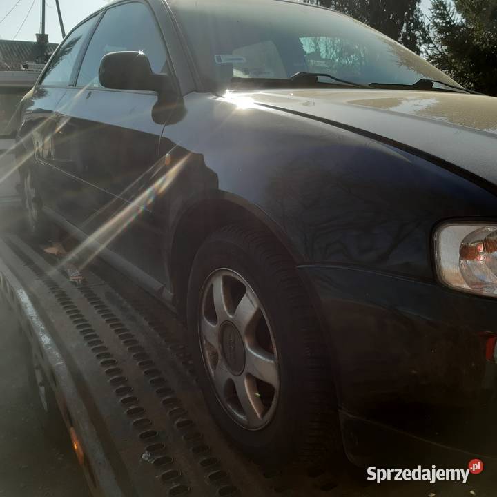 Audi A3 18 benzyna części calosci A3 lubelskie Biała Podlaska