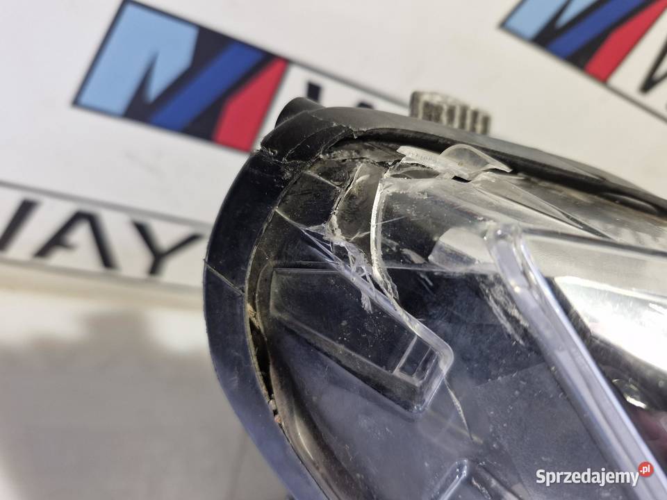 7498946 BMW F30 F31 LAMPA REFLEKTOR PRZEDNIA