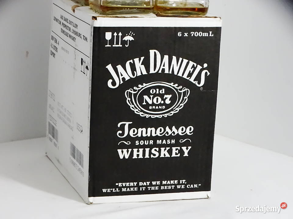 Puste butelki Jacku Danielsie 700 ml z nakrętką Butelki, bidony i lunch boxy lubelskie Biłgoraj
