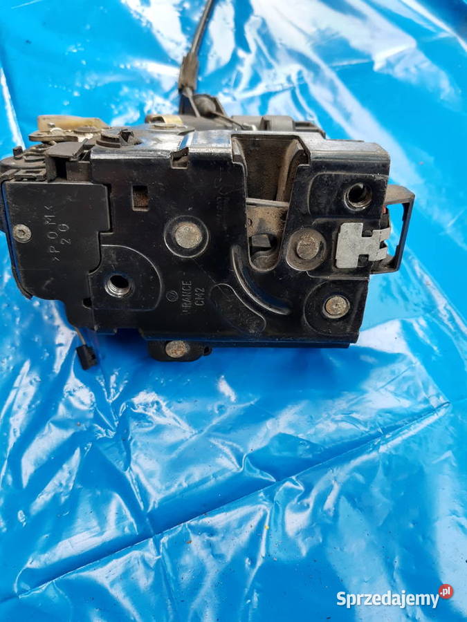 Zamek drzwi Passat b5 LT 3B48390158 Układ elektryczny Części Zabrze