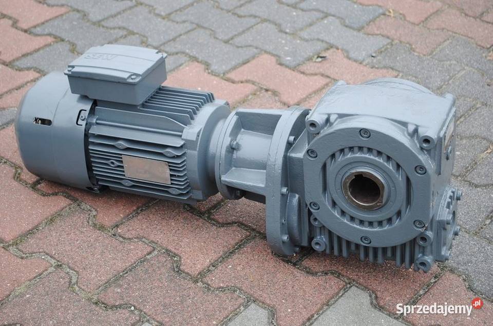 Motoreduktor kątowy 3kw 28obrmin z hamulcem Kargowa sprzedam