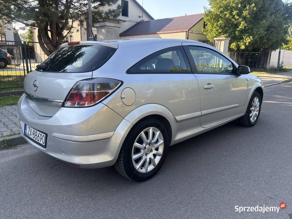 Opel Astra GTC 14 Benzyna Nowy rozrząd 2 Kpl kół ABS Zamość