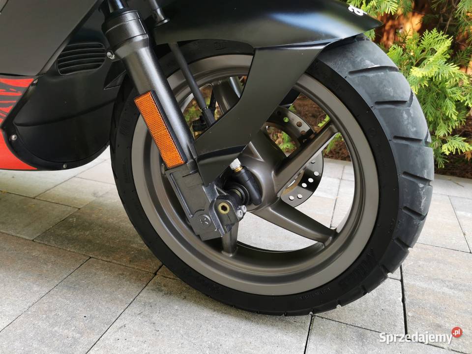Aprilia SR 50 2T STREET 50cm3 Aprilia Tarnów sprzedam