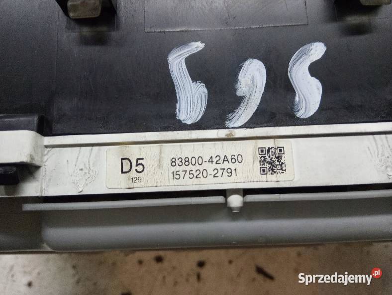 LICZNIK 8380042A60 EU Toyota RAV4 II 20002005