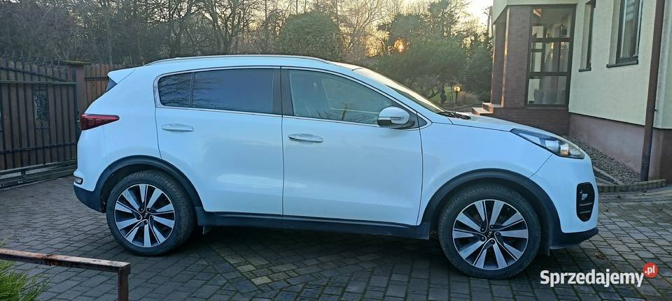 Kia sportage 17crdi euro6 2015km Wieliczka