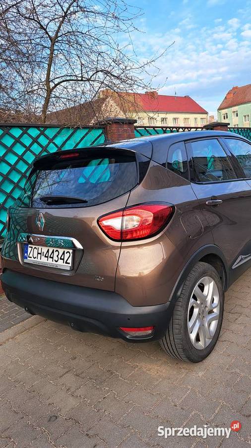 Super zwinne autko renault captur z poszukiwanym brązowy Drawno