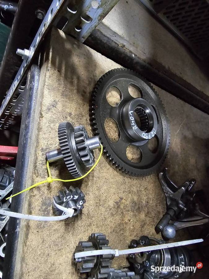 Suzuki DR 800 750 zębatka zębatki tryb tryby Jelenia Góra sprzedam