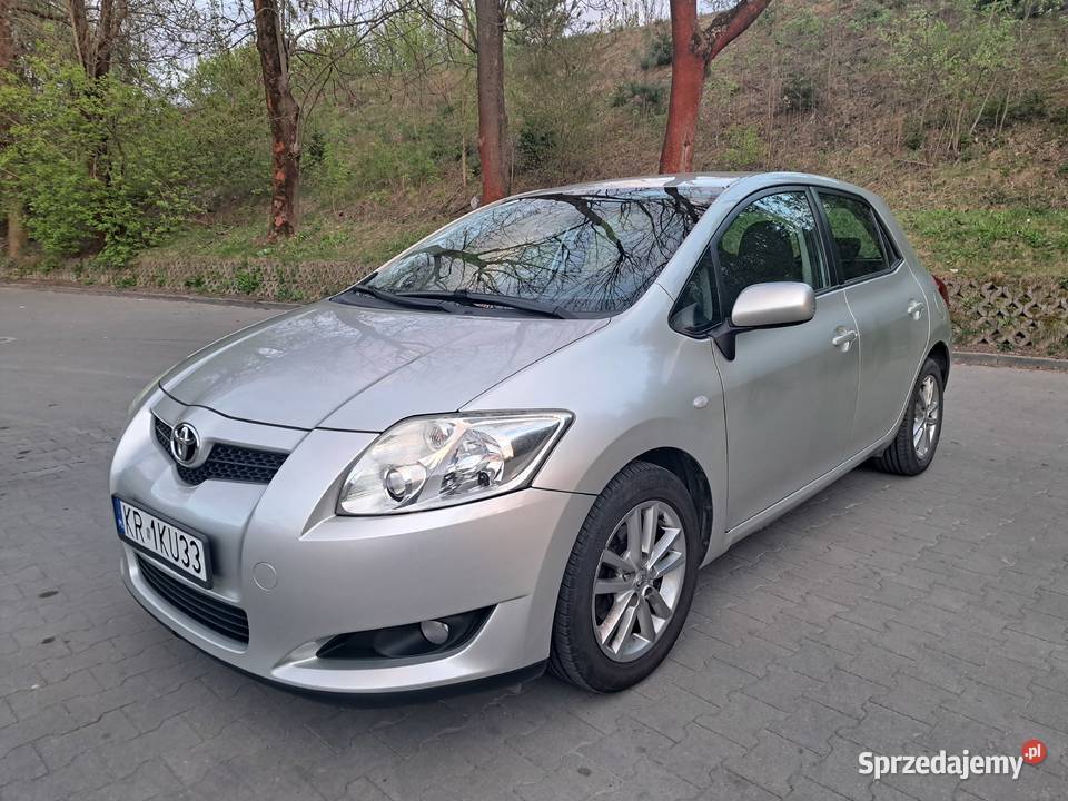 Toyota Auris 133 VVTI Kraków sprzedam