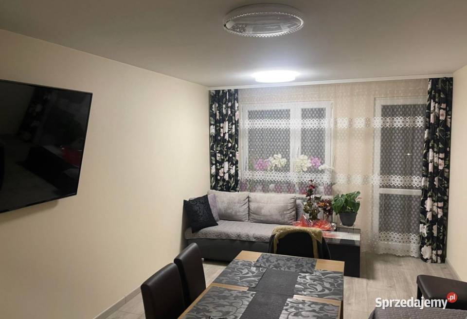 4pok 75met Pruszyńskiego BALKONPIWNICA Legnica oddzielna kuchnia Mieszkania
