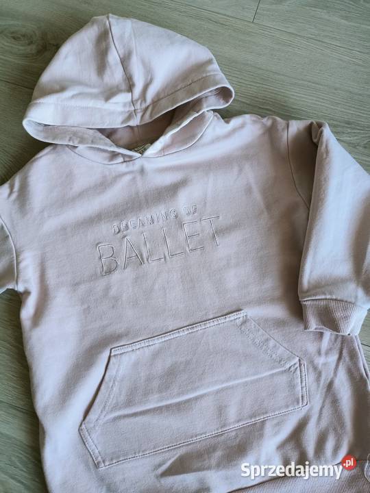 Bluza dziewczęca z kapturem jasnoróżowa 116 Rozmiar 116