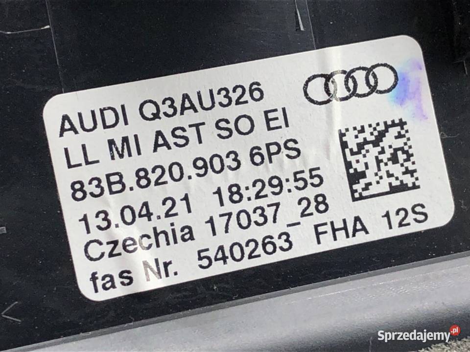 KRATKA NAWIEWU PRZÓD ŚRODKOWA AUDI Q3 II osobowe Kratki nawiewu