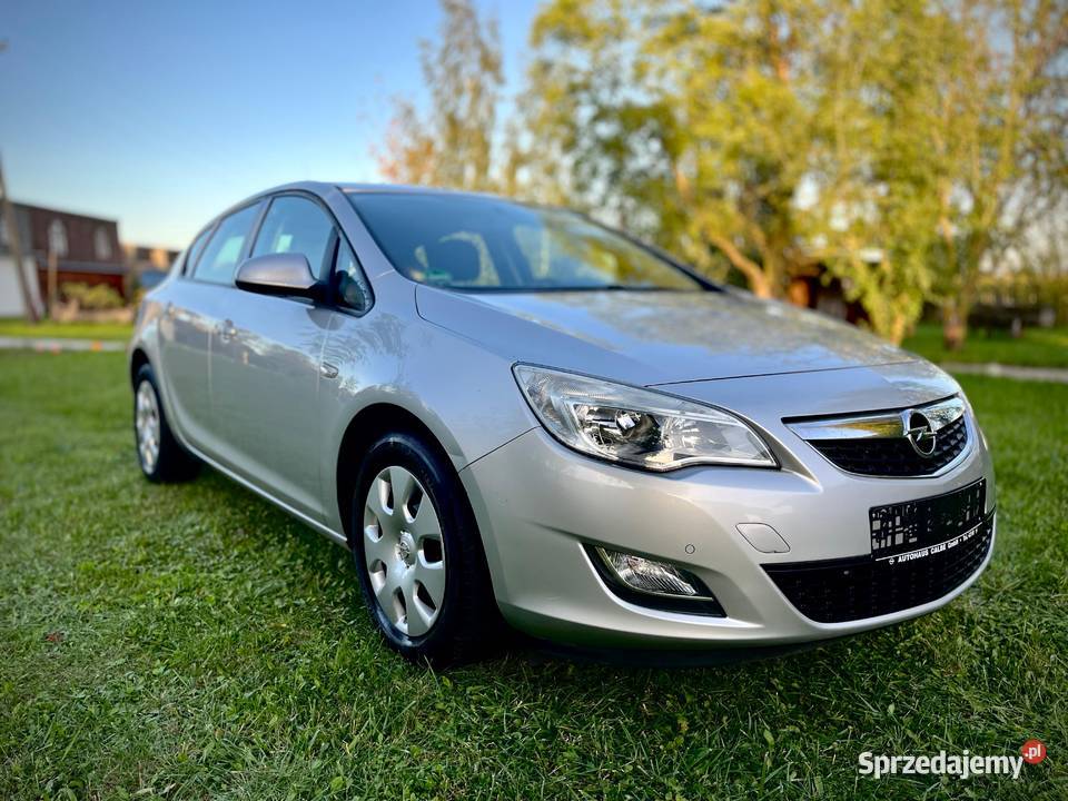 Opel Astra 16 benzyna super stan Żnin