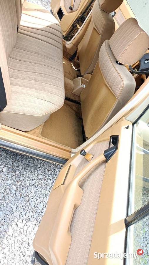 W124 tapicerka 074palomino Tapicerki samochodowe Siedlce