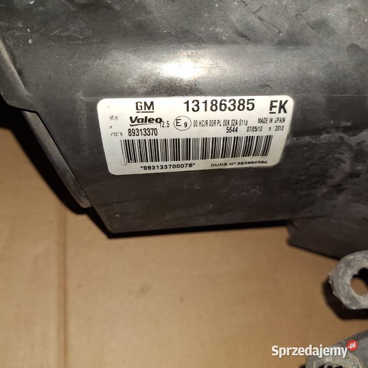 opel corsa D lampy OPC soczewka Banie