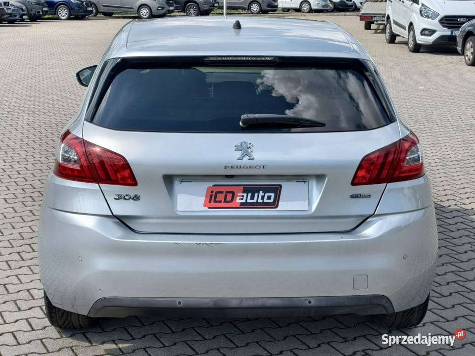 Peugeot 308 12 benzyna 130 6biegów full ledy 4/5 Kęty