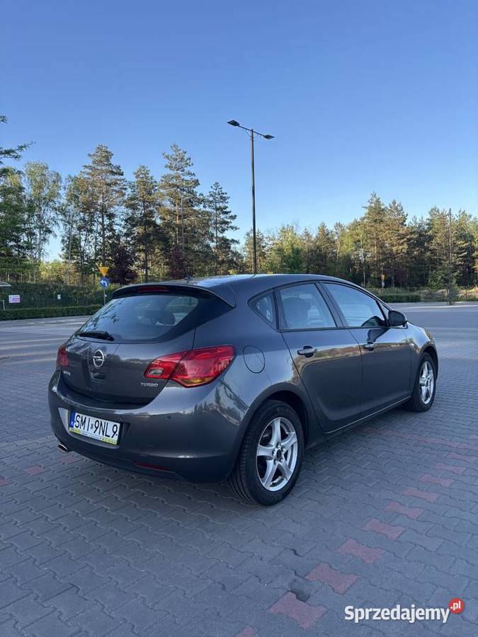 Opel Astra 14 Turbo Katowice