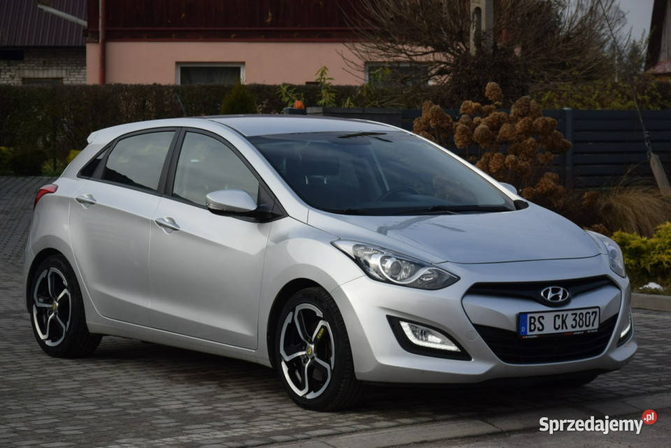 Hyundai i30 16D Navi Kamera 2 KPL KÓŁ garażowany Majdan Sieniawski