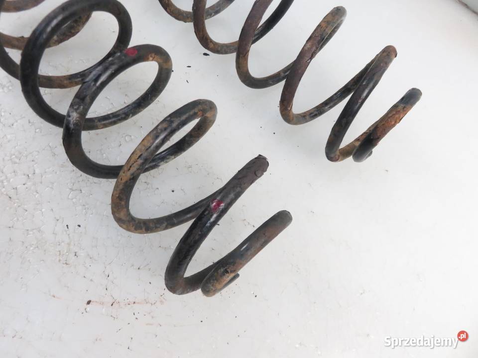 SPRĘŻYNA TYŁ SKODA ROOMSTER Praktik 14 TDI sprzedam